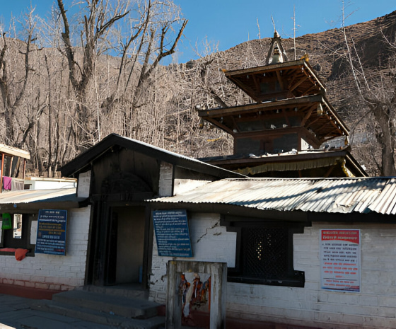 Ride from Muktinath (3760m) to Marpha (2690m):22KM: 5 hours