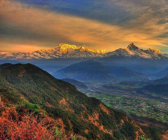 Sunrise view from Kau Danda (1444m): Sightseeing at Pokhara city, later Boating & short hike to World Peace Pagoda: 7-8 hrs (B)