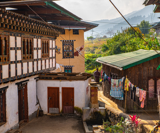 Explore Punakha and drive to Wangdue - 30 minutes (13km) drive