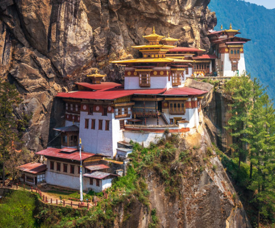 Hike to Tiger's Nest