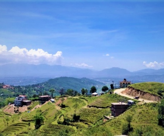 Drive to Changunarayan - 1600 m altitude / Drive duration: 1 hours / Hike to Nagarkot 2175m altitude