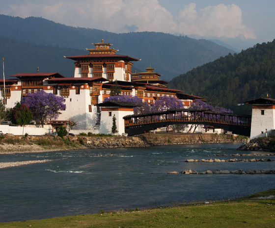 Drive to Punakha