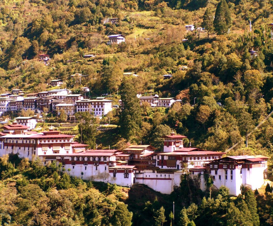 Phobjikha to Trongsa over Pele La (3,350m), 85 km.