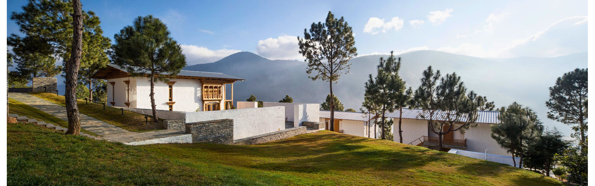 Royal escapes: Luxury Bhutan holiday Banner