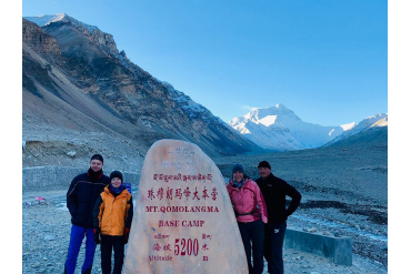 Tibet family tour: Everest base camp